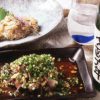 海で魚を食べる鳥